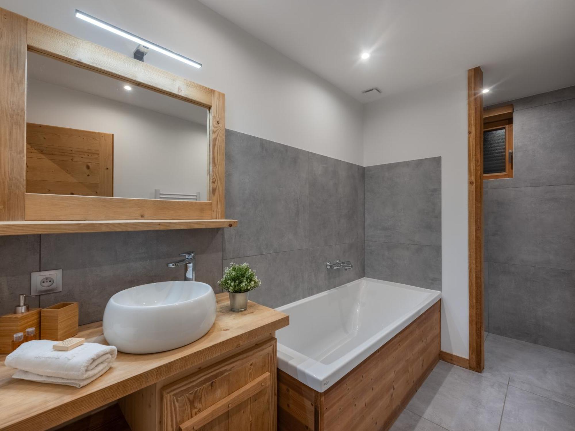 Chalet 1100 - Bo Immobilier Chatel - A Mi-Chemin Du Centre Et Du Linga - Jacuzzi Sauna Et Cheminee Extérieur photo